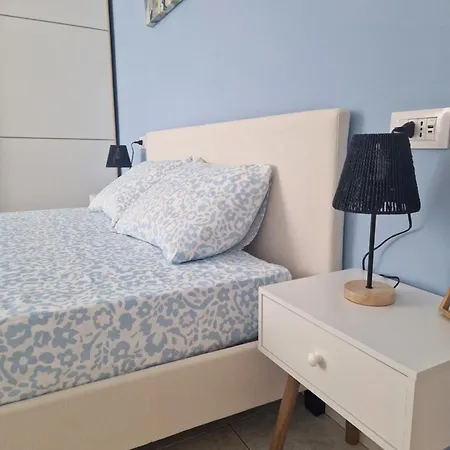 Apartman House 13 In