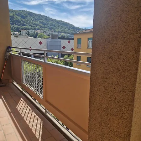 House 13 In Apartment Cernobbio