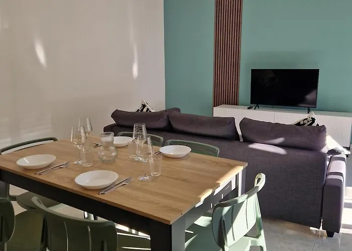 House 13 In Черноббио